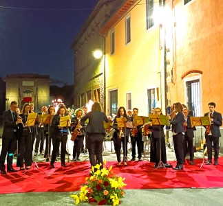 LA MERCIFUL BAND DELLA MISERICORDIA IN CORNCERTO ...